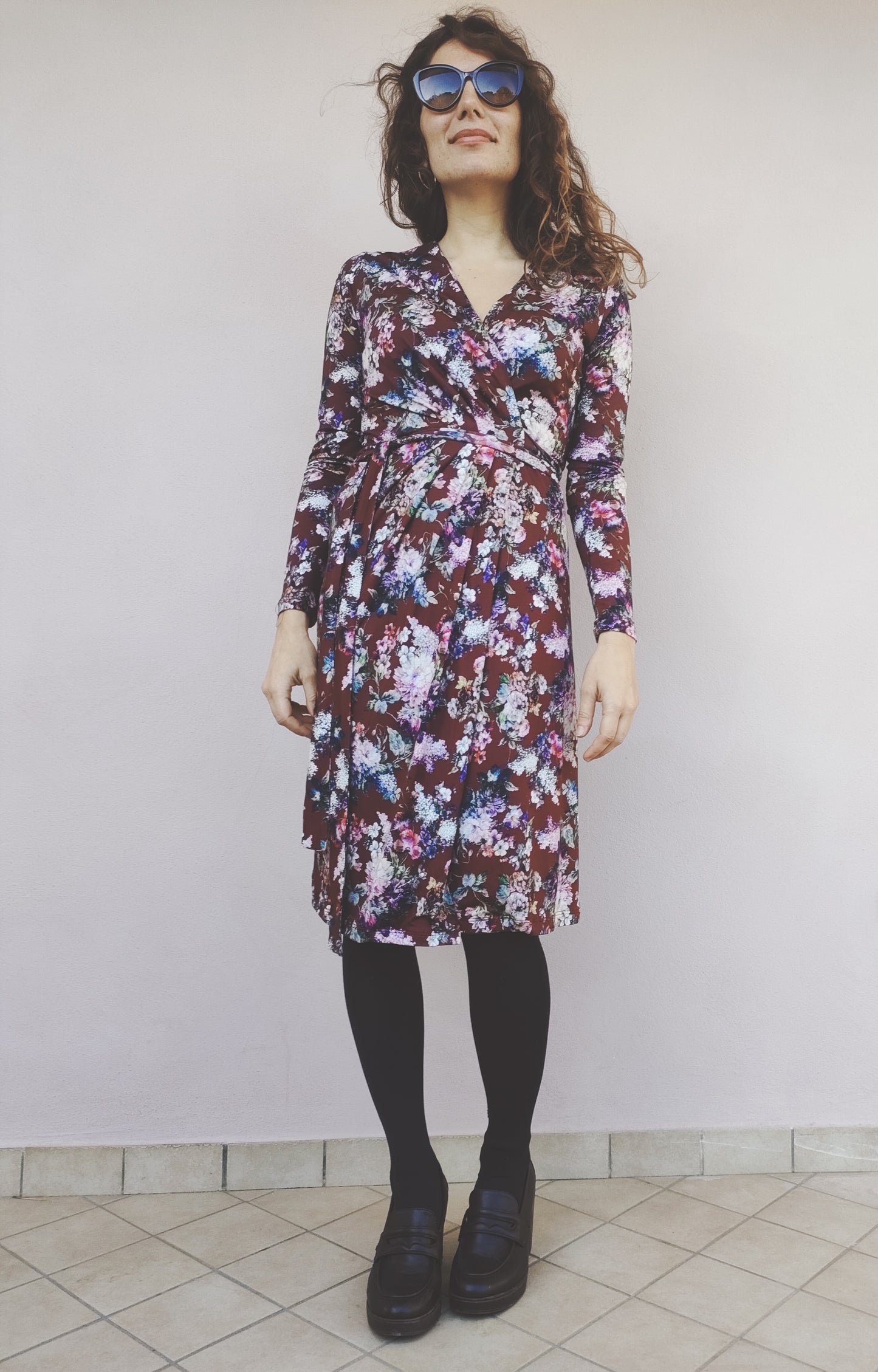Abito Portafoglio in maglia a fiori bordeaux
