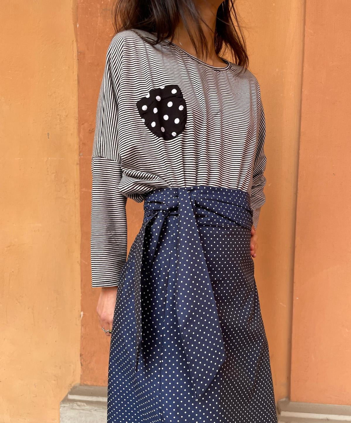 Maglia Tsuki righine bianco e nero